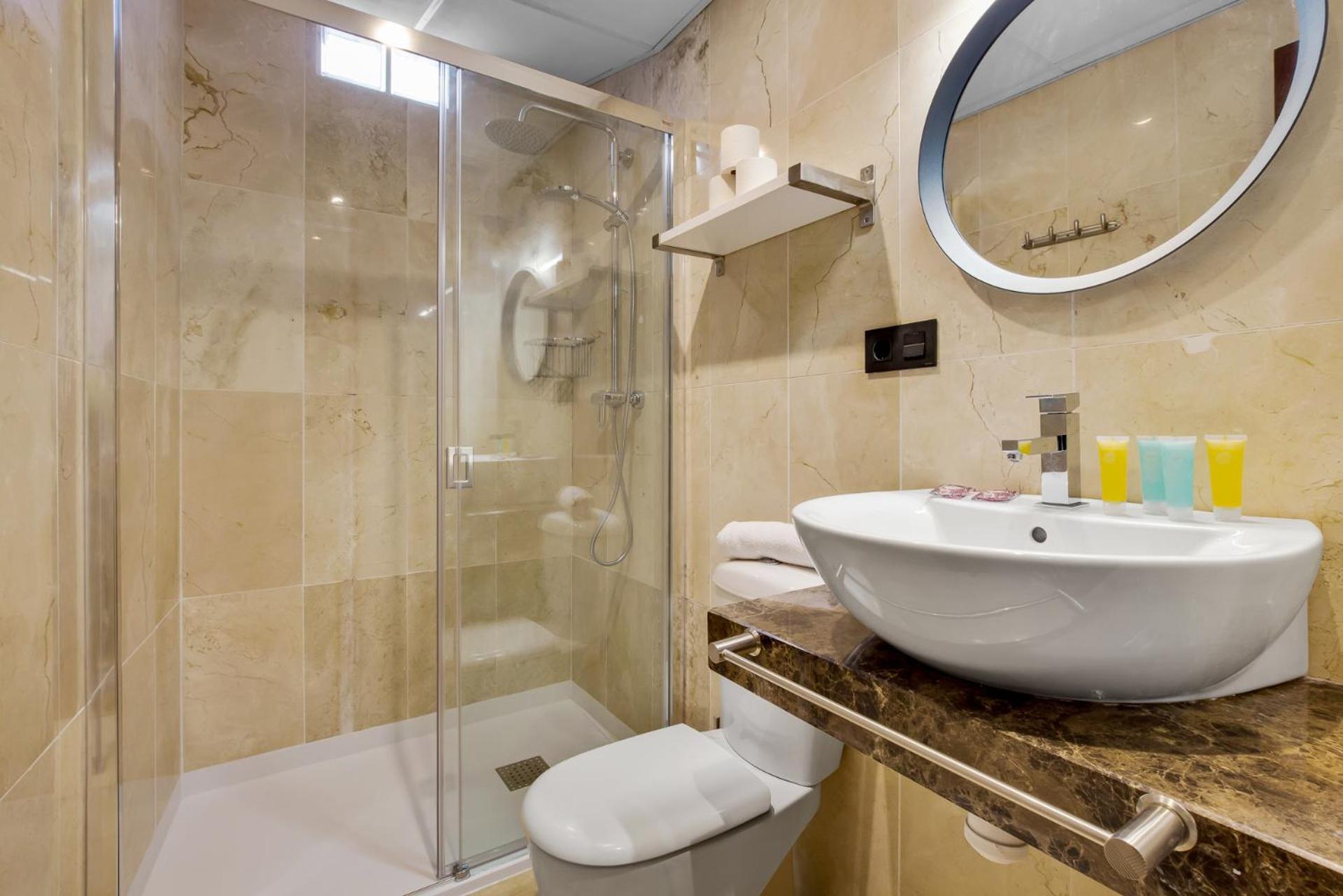 Appartement Carreteria. En El Mismo Centro De Málaga